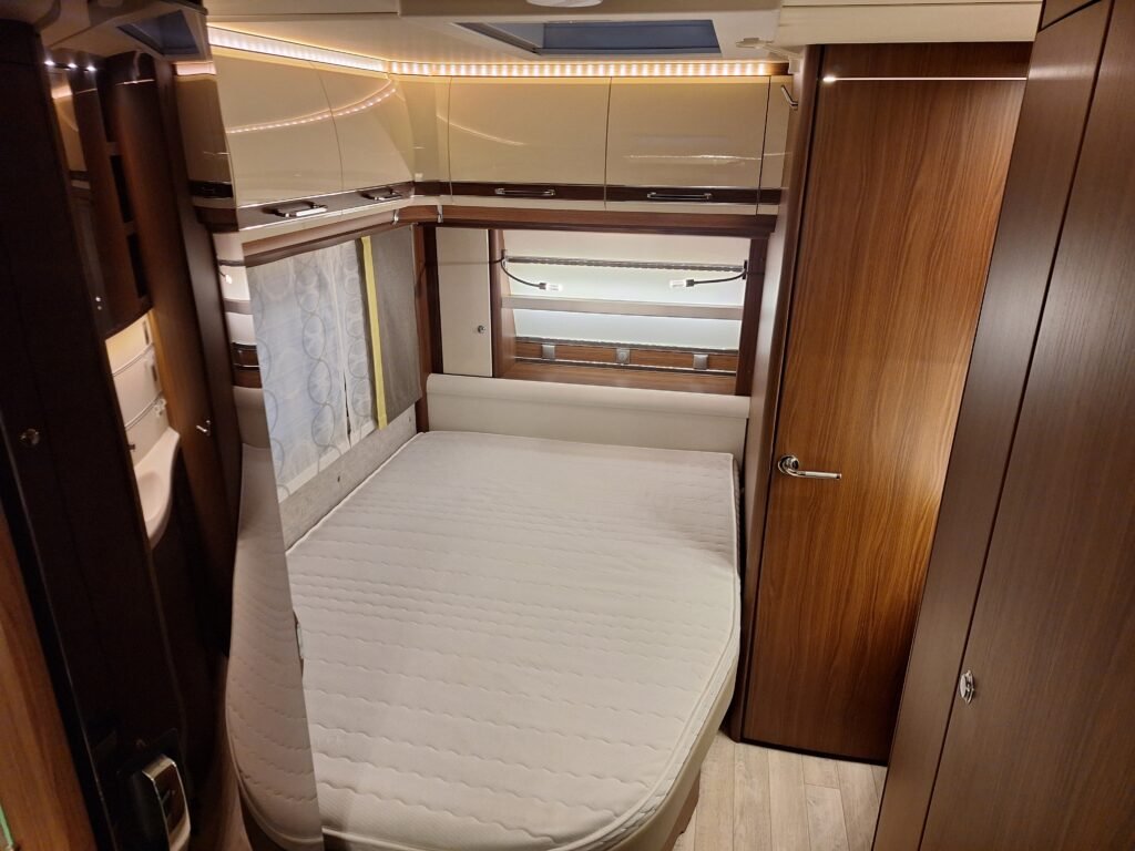 Fendt 465 Opal SFB binnenkant